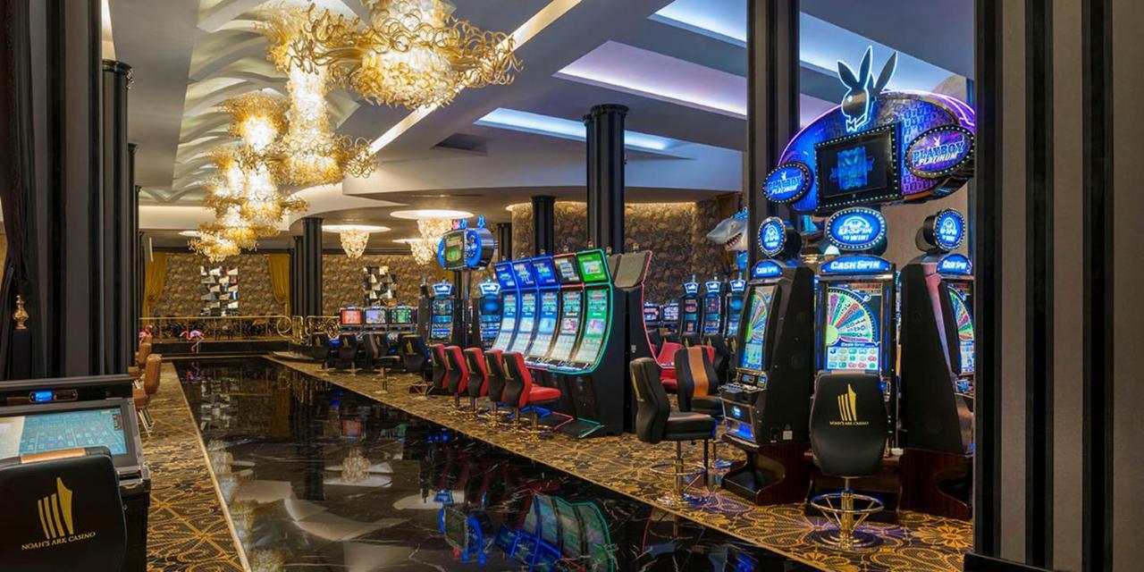 Noah'S Ark Deluxe Hotel & Spa Famagouste Extérieur photo